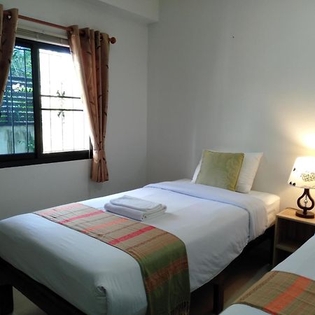 Rena House Chiang Mai Hotel Bagian luar foto