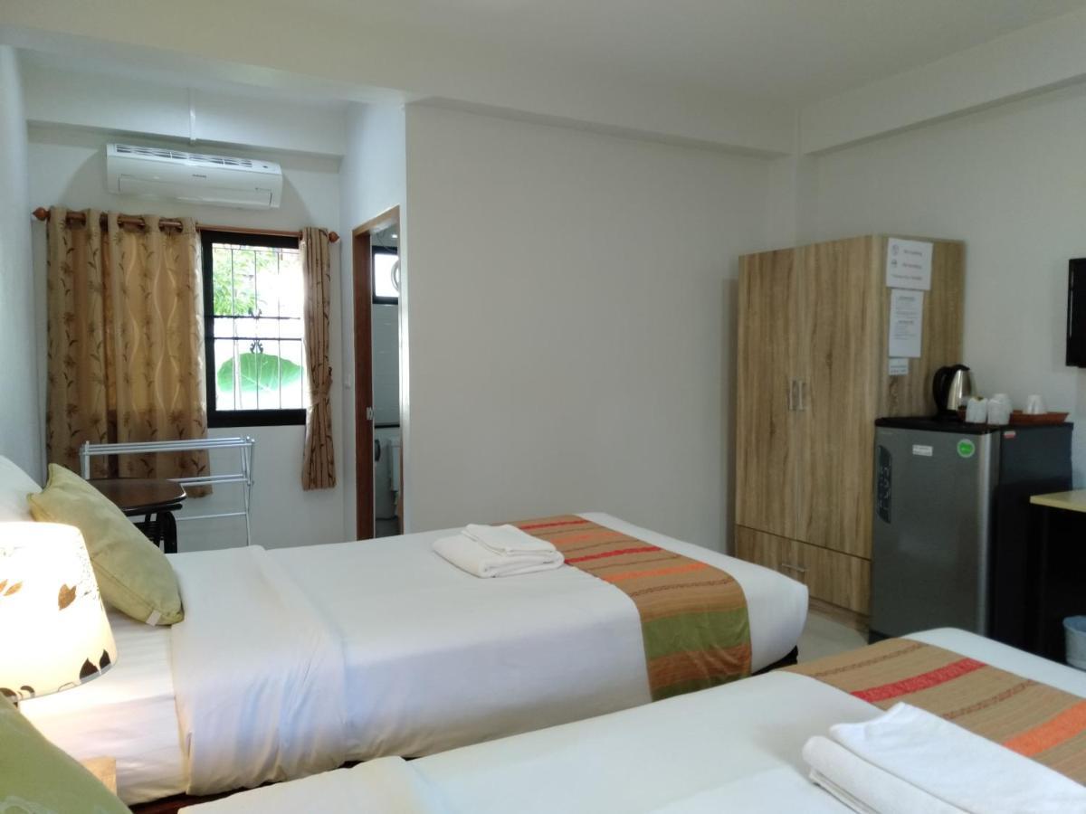 Rena House Chiang Mai Hotel Bagian luar foto