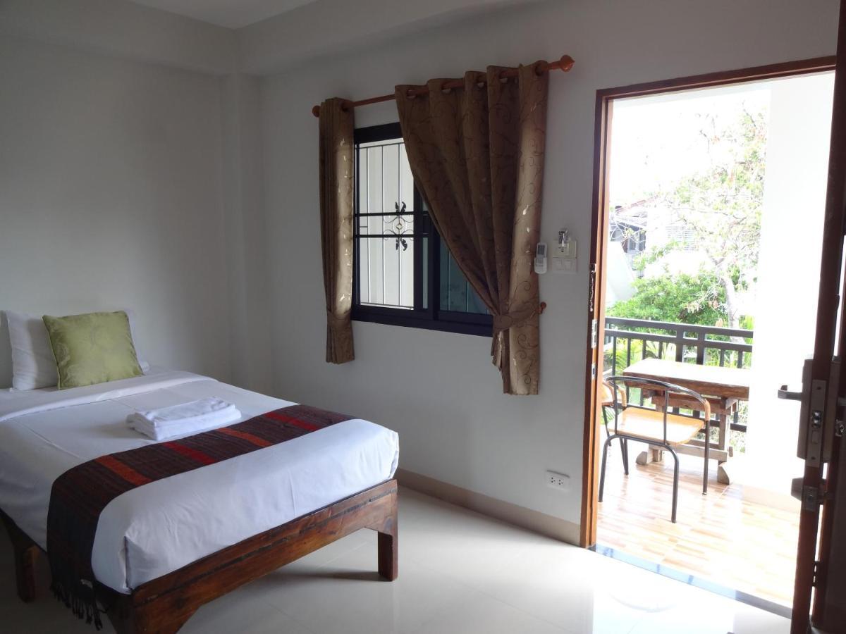Rena House Chiang Mai Hotel Ruang foto