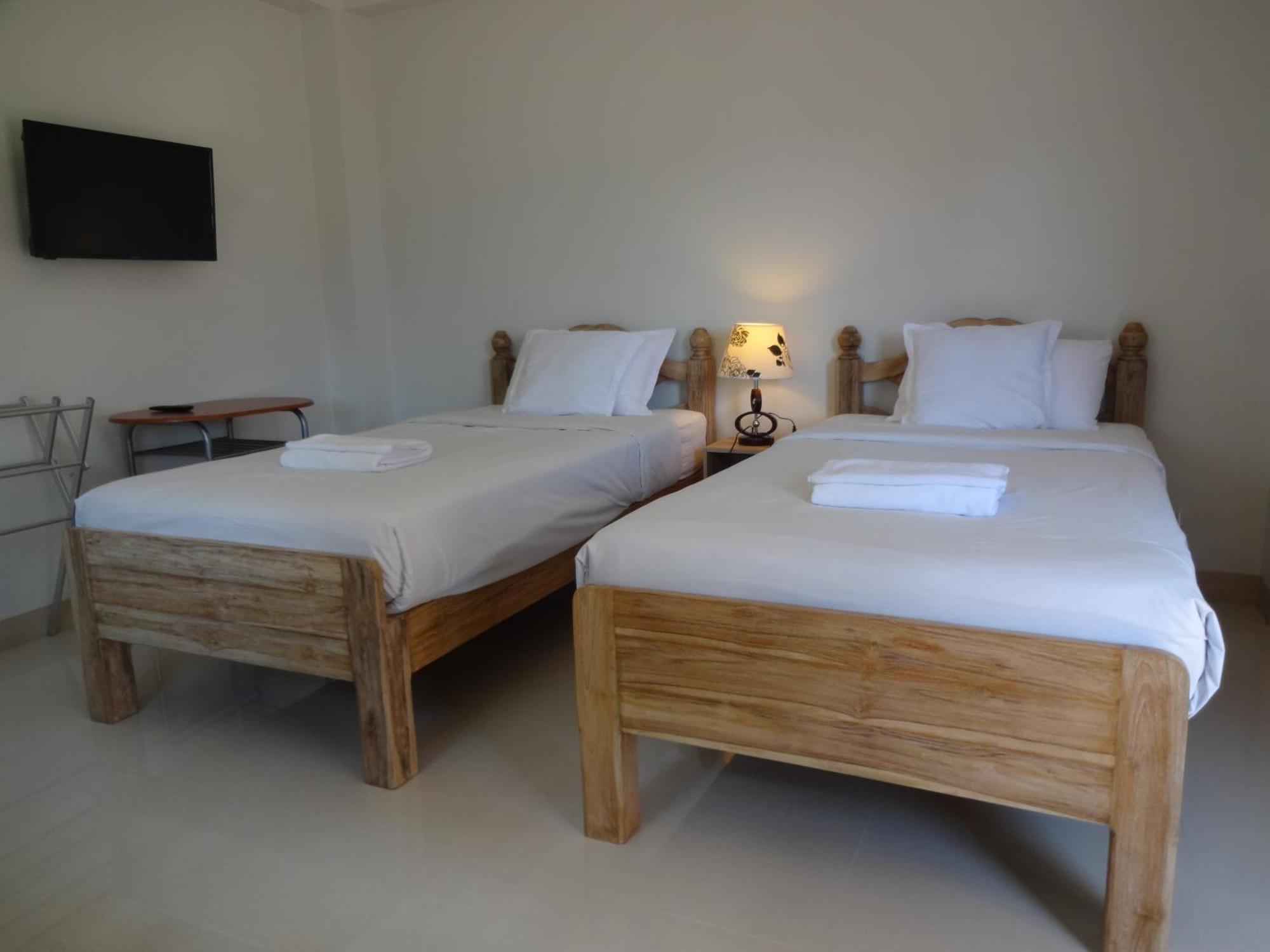 Rena House Chiang Mai Hotel Bagian luar foto