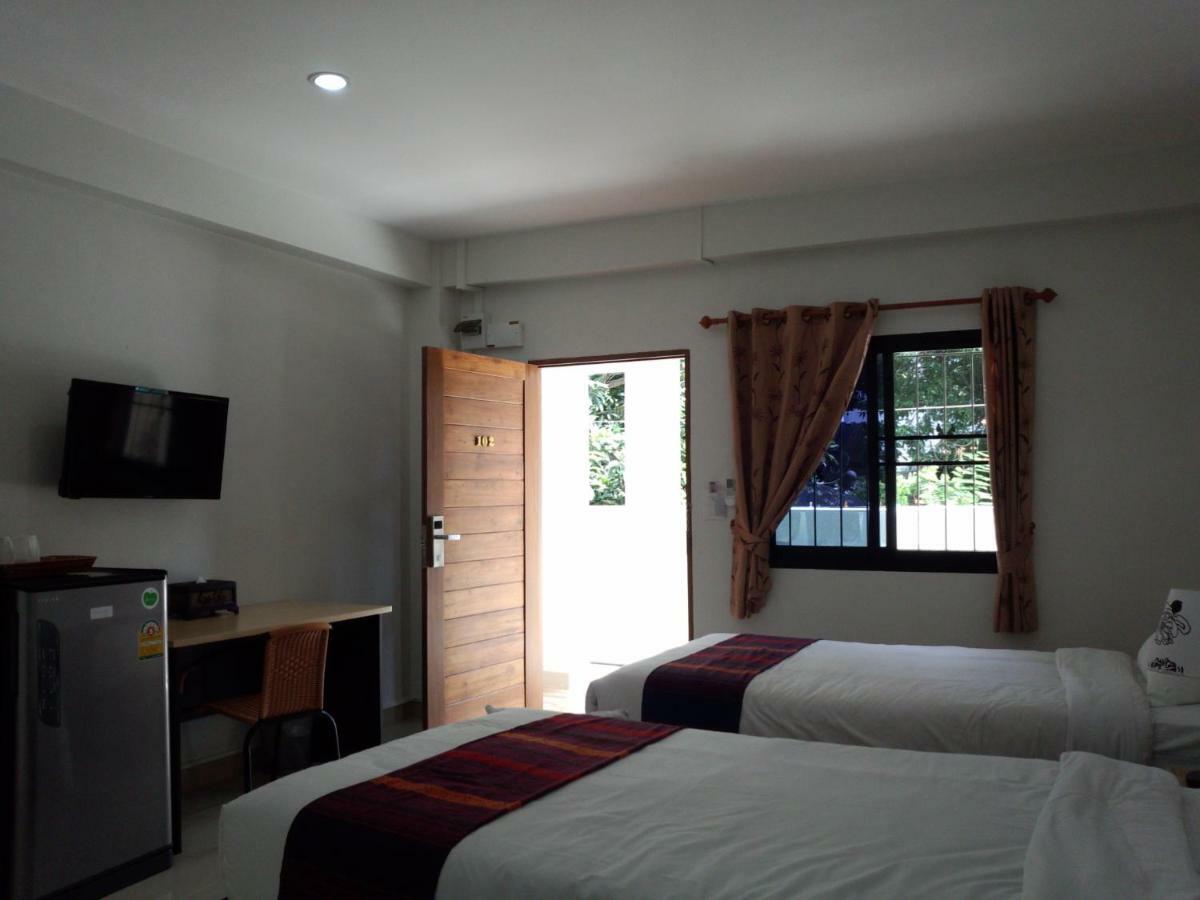 Rena House Chiang Mai Hotel Bagian luar foto