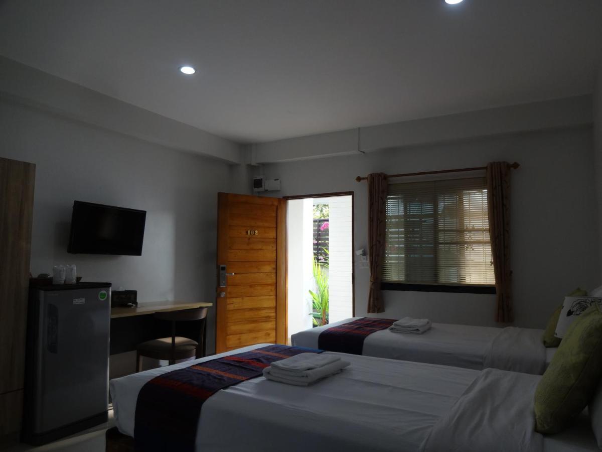 Rena House Chiang Mai Hotel Bagian luar foto